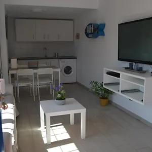 apartamento-cntrico-caleta-de-fuste.in-canary-islands.com/