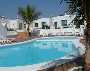 bungalows-sal-y-mar.puertodelcarmen-hotels.org/